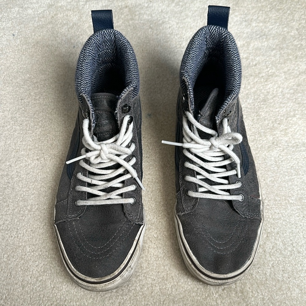Vans Sk8-Hi. Men’s 9.5. USED.